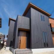 カッコイイ家完成です!