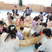 山手子育て学習室さんへ・・・