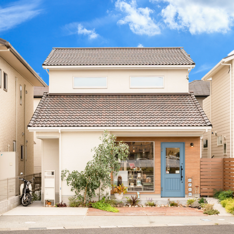 ハンドメイド雑貨が似合う店舗併用住宅