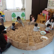 【木育~みつばこども園~】