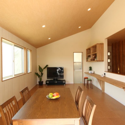 光溢れるぬくもりのある家