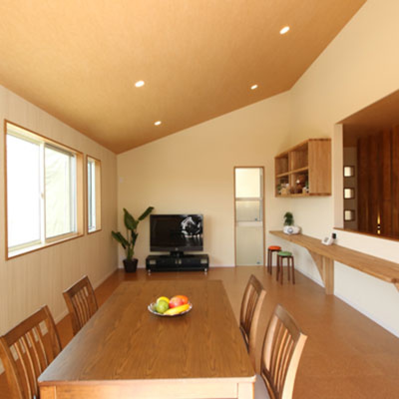 光溢れるぬくもりのある家