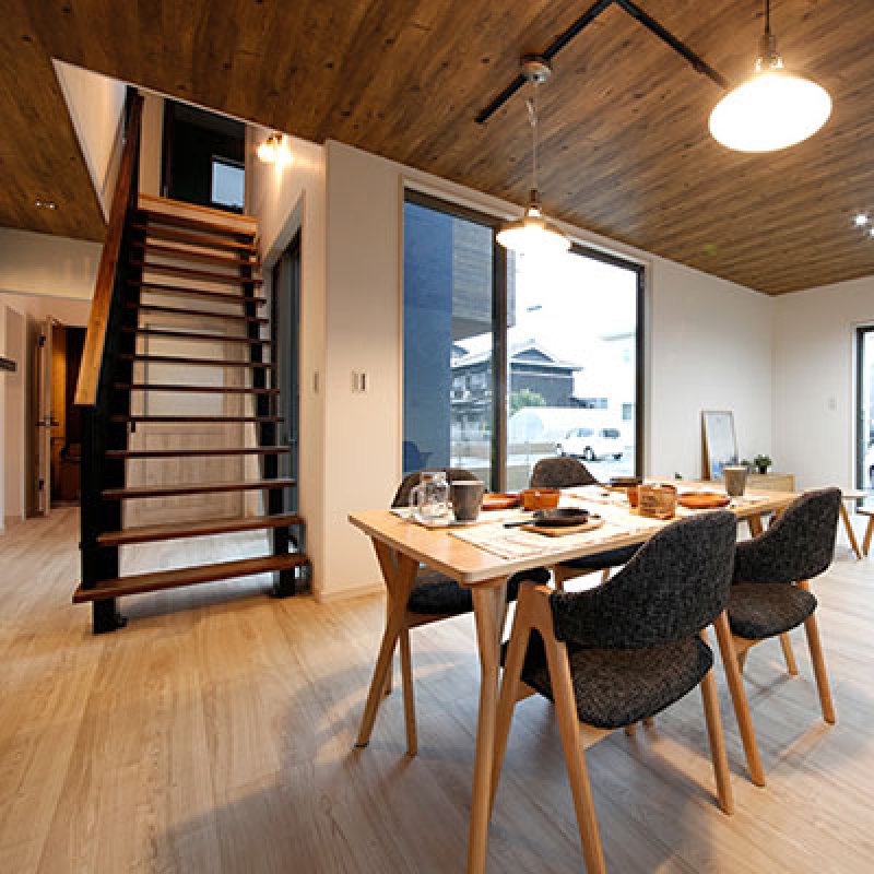 男前インテリアが彩るブルックリンスタイルの家